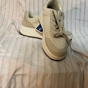 Dolce Vita Cream and White Women's Sneakers
